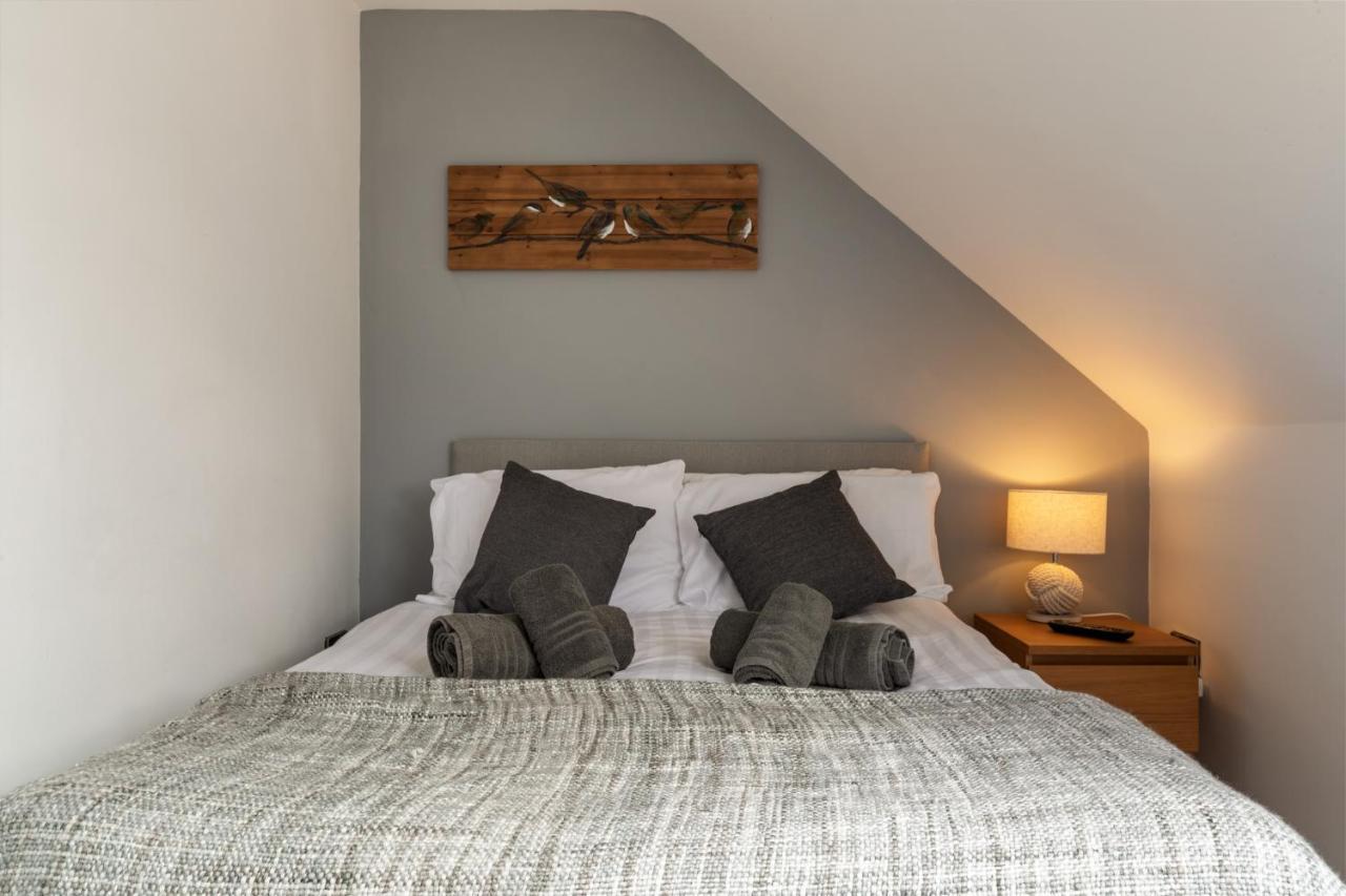 Acorn Cottage Тенби Екстериор снимка