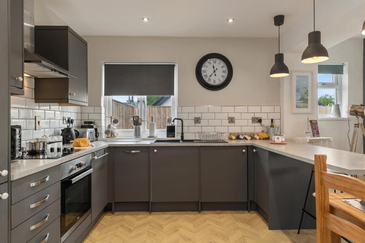 Acorn Cottage Тенби Екстериор снимка